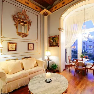 https://centro-plaza-cataluna-paseo-de-gracia.topbarcelonahotels.com